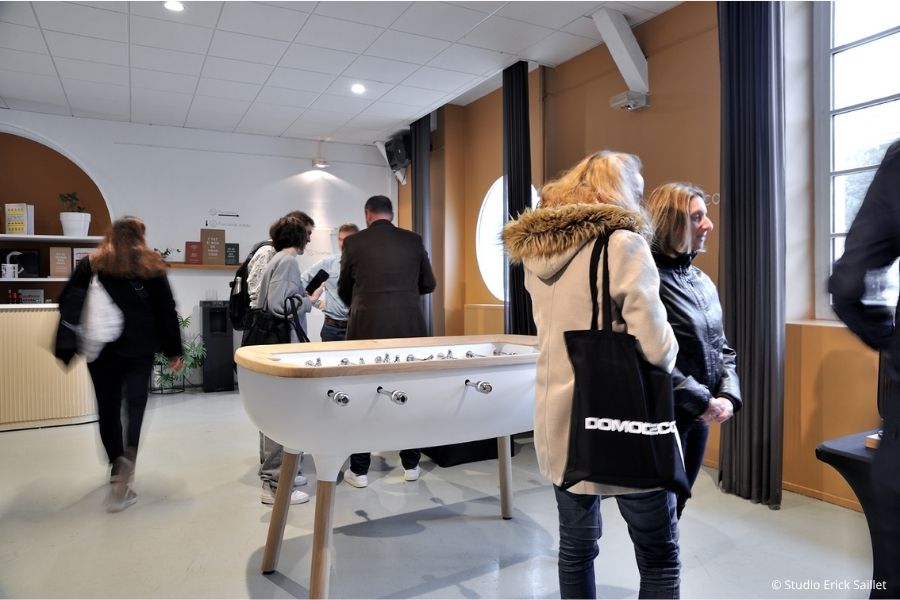 French design foosball table The Pure appeals to lovers of contemporary decor.